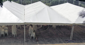 Carpas unidas para mayor área - Asambleas Mega Impacto